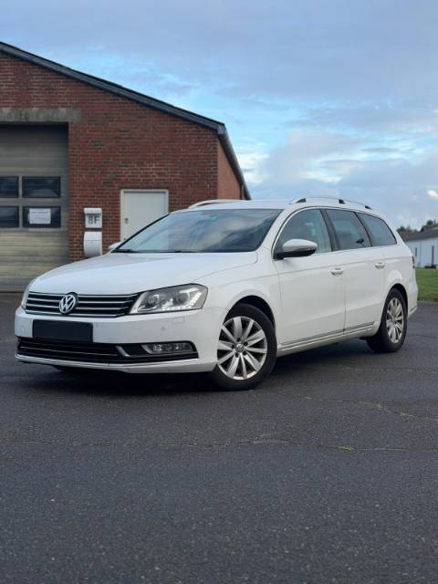 VOLKSWAGEN PASSAT 2.0 TDI BMT 140 HK VARIANT DSG